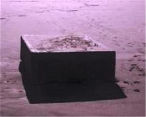 metal boxes oregon coast|Oregon Coast UFO Boxes Hoax Heats Up, Disrupts .